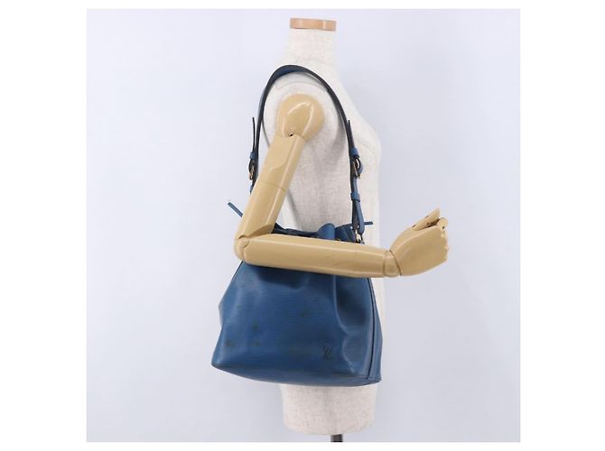 Borsa a tracolla LOUIS VUITTON Epi Petit Noe Blu M44105 LV Auth 198514 - vista 22