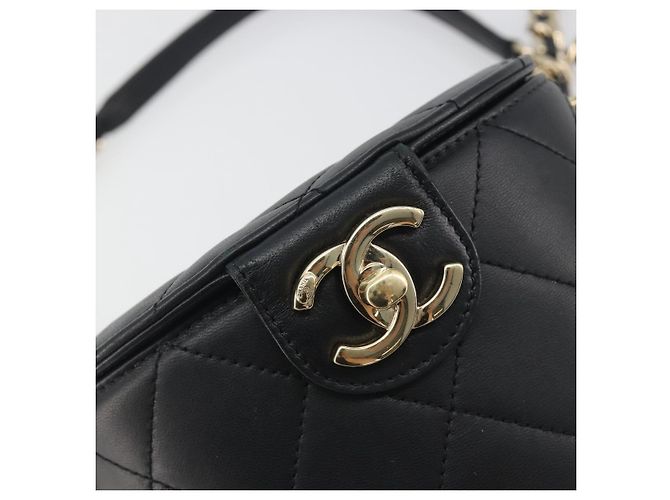 CHANEL Matelasse Chain Shoulder Vanity Bag aus schwarzem Lammleder CC Auth 198651SAM - Ansicht 18