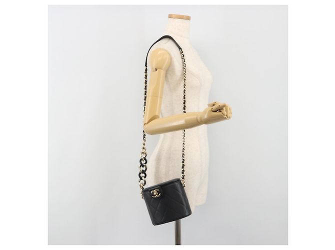 CHANEL Matelasse Chain Shoulder Vanity Bag aus schwarzem Lammleder CC Auth 198651SAM - Ansicht 26