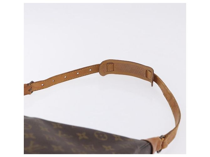 LOUIS VUITTON Monogram Boulogne 35 Shoulder Bag M51260 LV Auth 198363 Monogramma - vista 8
