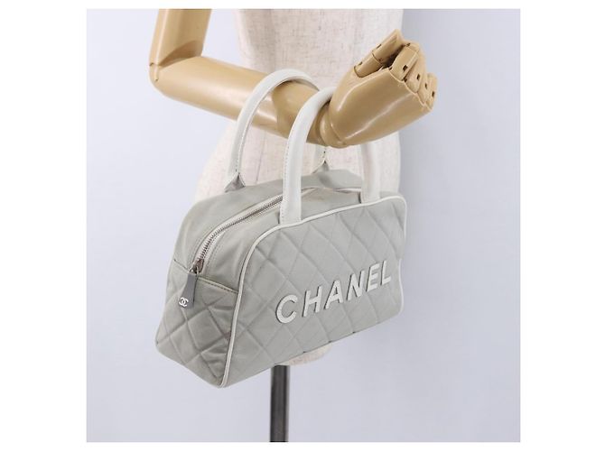 Borsa a mano sportiva CHANEL Canvas Gray Silver CC Auth BA14884A Marrone Argento - vista 25