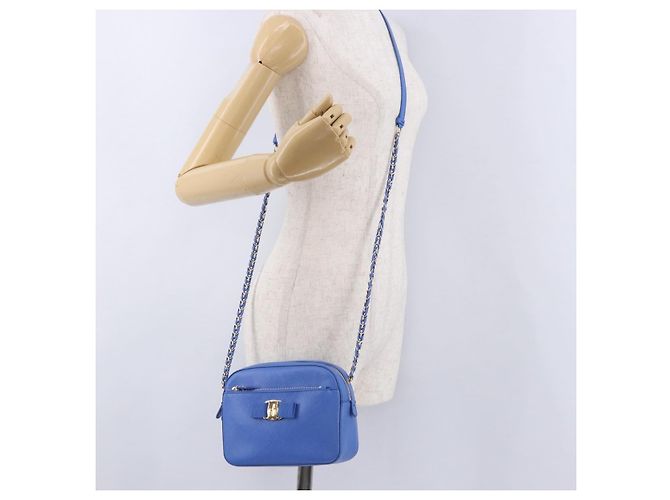 Borsa a tracolla Salvatore Ferragamo Vala Chain in pelle blu e oro Auth 197212V D'oro - vista 23