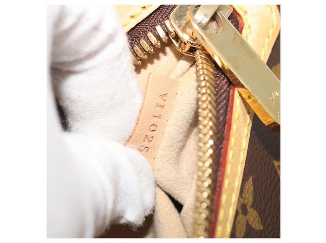 LOUIS VUITTON Monogram Hudson GM Shoulder Bag M40045 LV Auth 197032A Monogramma - vista 25
