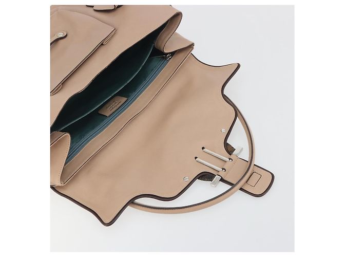 Borsa Salvatore Ferragamo Gancini in pelle beige argento Auth 197508A - vista 16