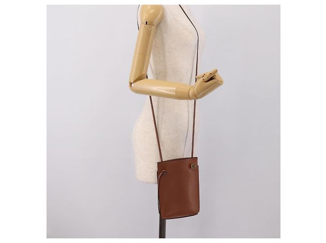 LOEWE Dice Pocket Shoulder Pouch Leather Brown Auth ka5746 Marrone - vista 20