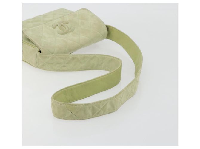 Borsa a tracolla CHANEL Matelassé in camoscio verde con CC tono oro Auth BA14888A - vista 7