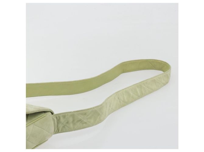Borsa a tracolla CHANEL Matelassé in camoscio verde con CC tono oro Auth BA14888A - vista 8