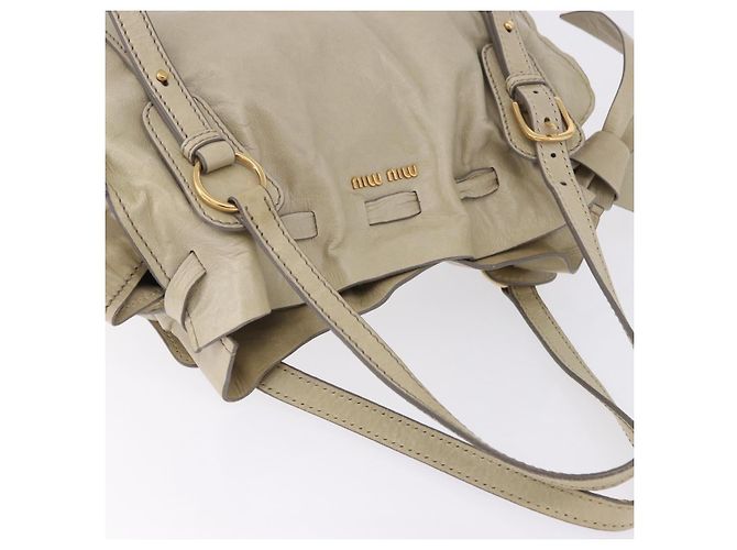 Borsa Tote Miu Miu Vitello Lux Leather Beige Gold Auth 198369M D'oro - vista 6