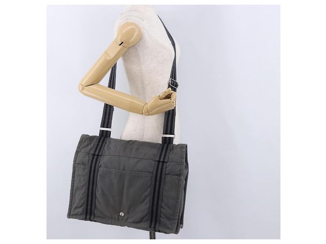 Hermès Borsa a Tracolla HERMES Fourre Tout Bassas MM Canvas Gray Silver Auth 194155 Marrone Argento - vista 24