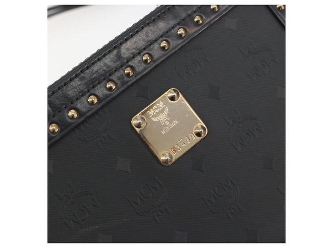 MCM Vicetos Logogram Mini Trunk PVC Leather 2way Black Gold Auth 196839A Nero D'oro - vista 17