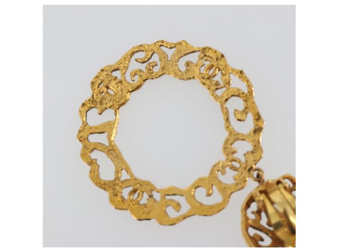 CHANEL Pierce Metal Gold Tone CC Auth 198818V - vista 15