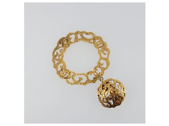 CHANEL Pierce Metal Gold Tone CC Auth 198818V - vista 2