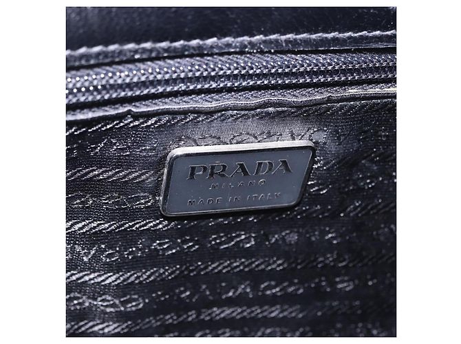 Borsa a tracolla con catena PRADA in pelle nera autentica 198267V Nero - vista 16