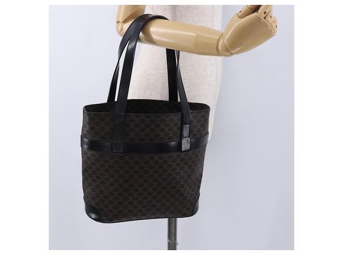 Céline Borsa a mano CELINE Macadam Canvas PVC Leather Black Gold Auth 196702 Nero D'oro - vista 25