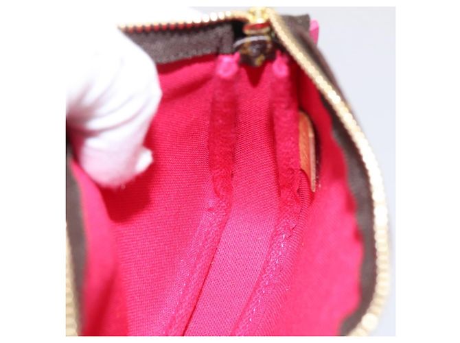 LOUIS VUITTON Vivienne Mini Pochette Accessoires Pouch M68490 LV Auth am12434M Monograma - vista 19