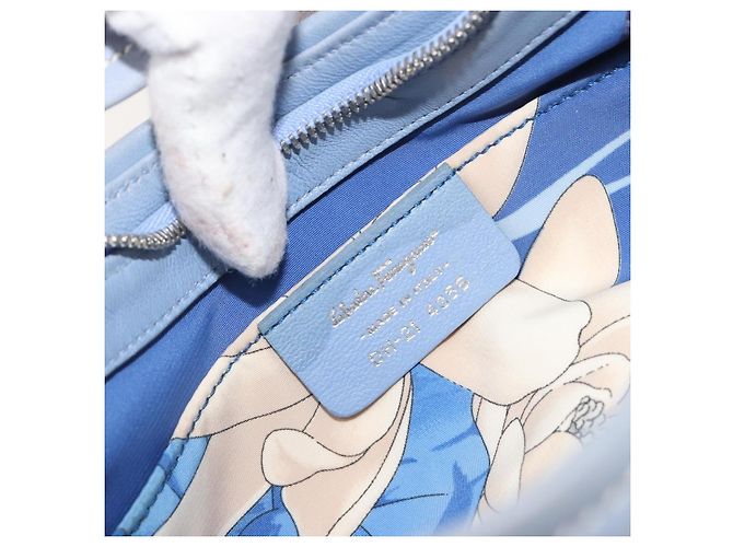 Borsa a tracolla Salvatore Ferragamo Vara Ribbon in pelle blu argento Auth BA14892 Blu chiaro - vista 17