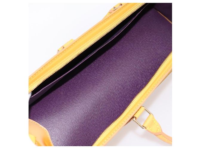 LOUIS VUITTON Epi Sac Triangle Hand Bag Yellow M52099 LV Auth 197532 Giallo - vista 16