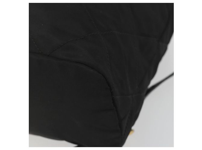 PRADA gesteppter Rucksack Nylon Black Gold Auth 192534 Schwarz Golden - Ansicht 12