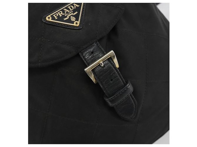 PRADA gesteppter Rucksack Nylon Black Gold Auth 192534 Schwarz Golden - Ansicht 17