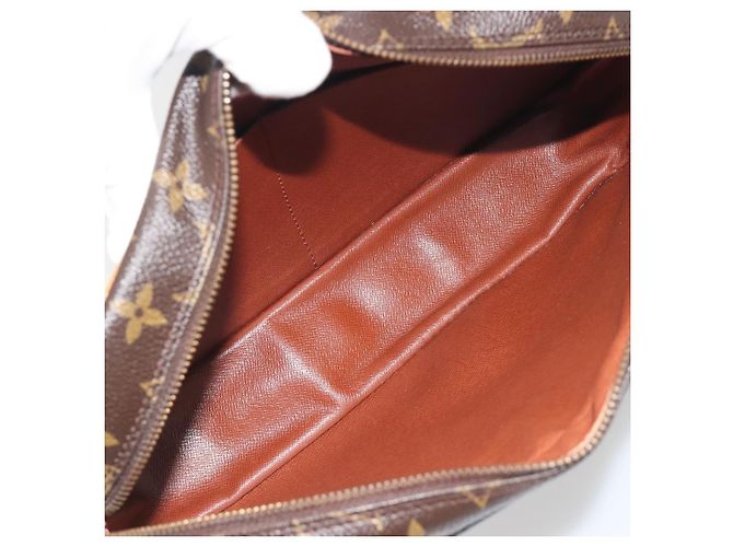 LOUIS VUITTON Monogram Compiegne 28 Clutch Bag M51845 LV Auth 197477 Monogramma - vista 14