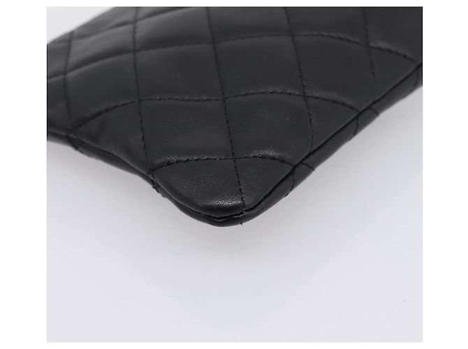 Pouch CHANEL Cambon Line Matelasse in pelle nera con CC argento Auth 197572A Nero - vista 12