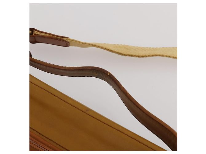 Funda para prendas LOEWE Anagram de cuero beige tono dorado Auth bs36558 - vista 10