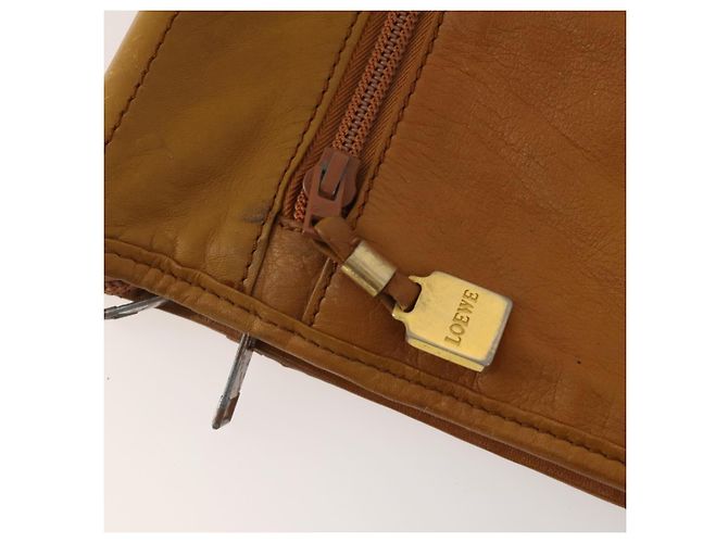 Funda para prendas LOEWE Anagram de cuero beige tono dorado Auth bs36558 - vista 24