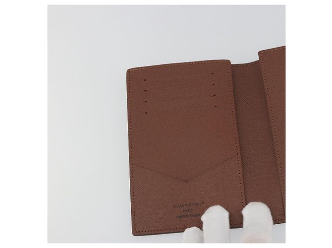 LOUIS VUITTON Monogram Couverture Passport Case M64502 LV Auth 197015SAM Monogramma - vista 15