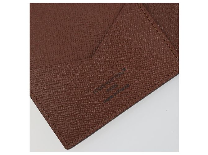 LOUIS VUITTON Monogram Couverture Passport Case M64502 LV Auth 197015SAM Monogramma - vista 16