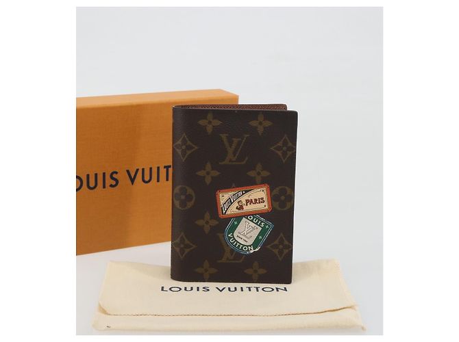 LOUIS VUITTON Monogram Couverture Passport Case M64502 LV Auth 197015SAM Monogramma - vista 21