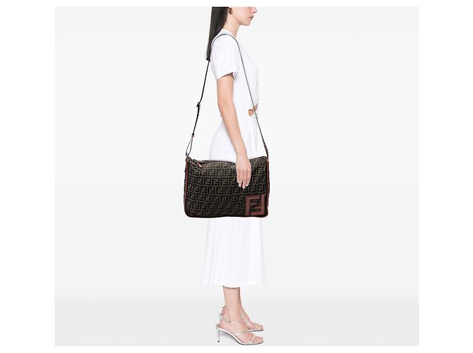 Borsa a tracolla Fendi Zucca Canvas marrone - vista 6