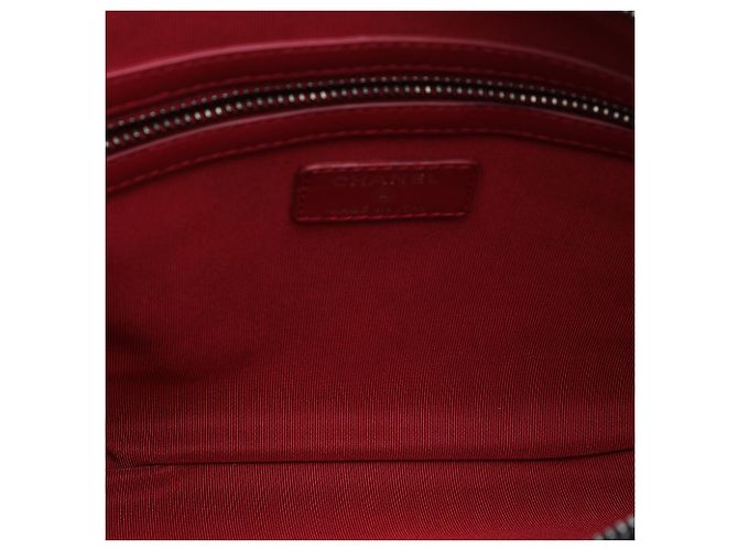 Clutch Chanel Medium Gabrielle O Case in vitello invecchiato nero - vista 4