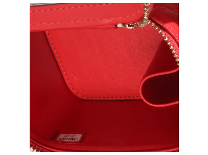 Mini Vanity Case Chanel in pelle caviar matelassé rossa Rosso - vista 5