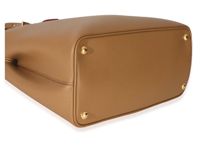 Prada Caramel Red Saffiano Medium Cuir Tote Castaño - vista 7
