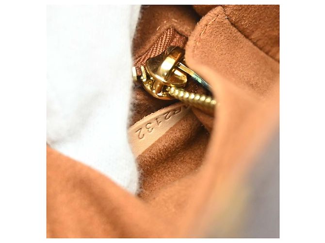 Louis Vuitton Eden Monogram Canvas MM Marrone - vista 5