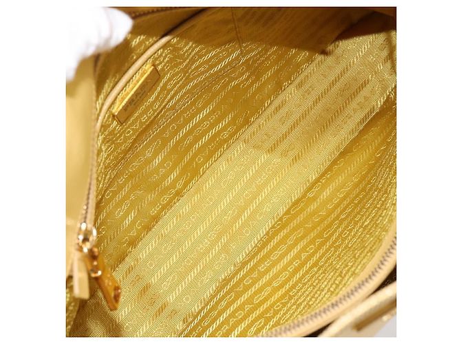 Prada Promenade Saffiano Leather Large Amarelo - vista 5