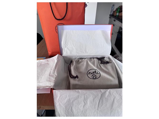 Borsa a tracolla Hermès Videpoches in pelle grana Beige Crema Silver hardware - vista 13