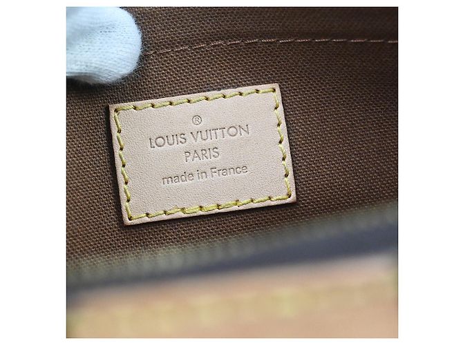Louis Vuitton Multi Pochette Accessoires Monogram Canvas Small Marron - vue 4