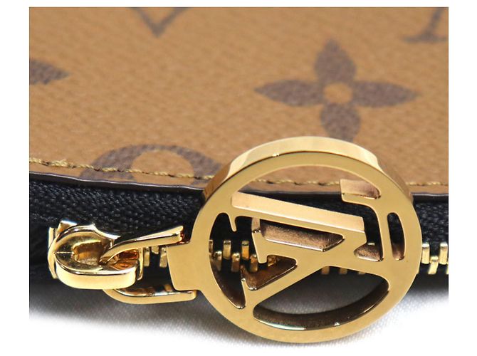 Louis Vuitton Monogram Reverse Card Case - vista 4