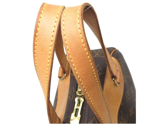 Louis Vuitton Excursion Handbag Brown - view 5