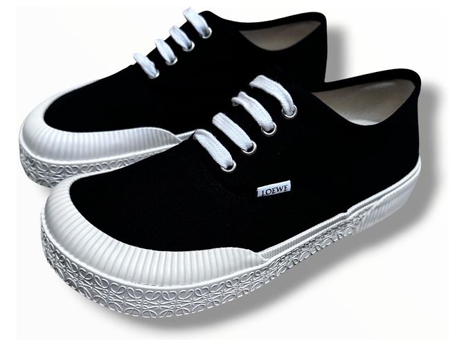 Loewe Sneaker aus schwarzem Canvas mit weißer Gummisohle - Ansicht 5