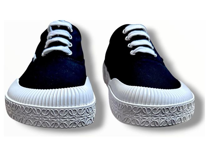 Loewe Sneaker aus schwarzem Canvas mit weißer Gummisohle - Ansicht 8
