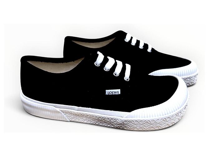 Sneakers Loewe Terra Vulca Lace UP in camoscio nero - vista 20