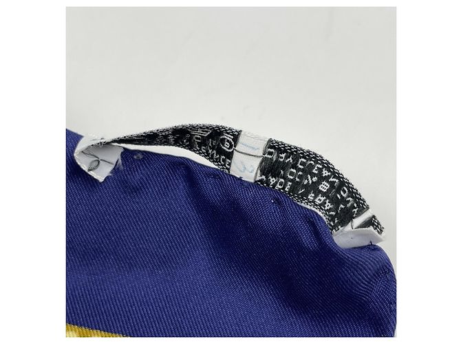 Hermès Foulard Hermes Carre 90 Les Bissone de Venice Blu Multicolore - vista 3