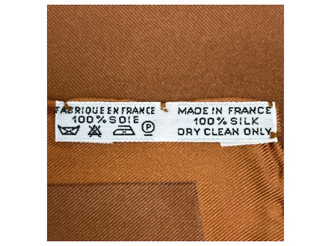 Hermès Foulard Hermes Carre 90 Parures des Sables Marrone Multicolore - vista 2