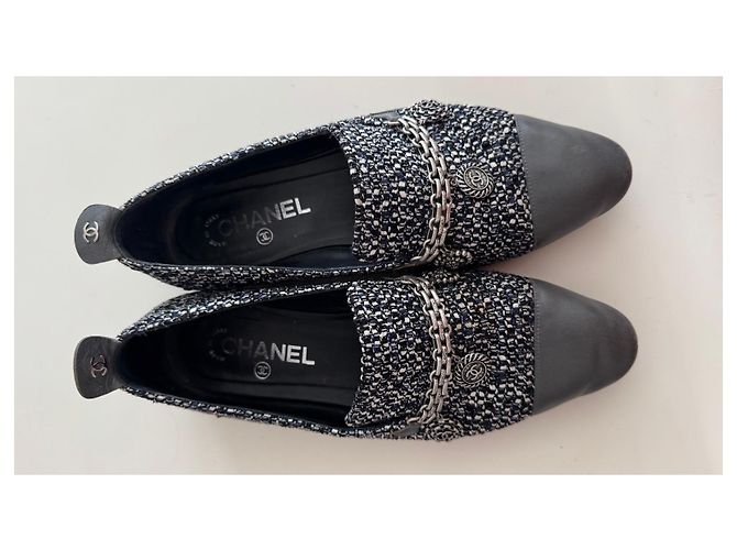 Ballerine in tweed Chanel con dettaglio a catena Nero Bianco - vista 14