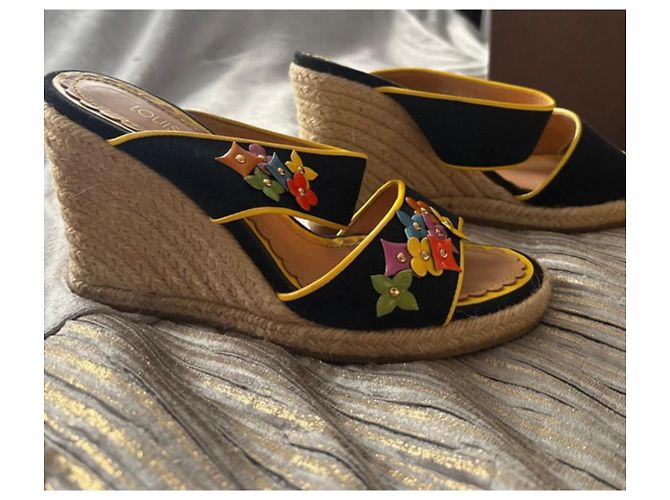 Sandali espadrillas con zeppa Louis Vuitton in tela nera con decorazioni floreali Nero Multicolore - vista 5
