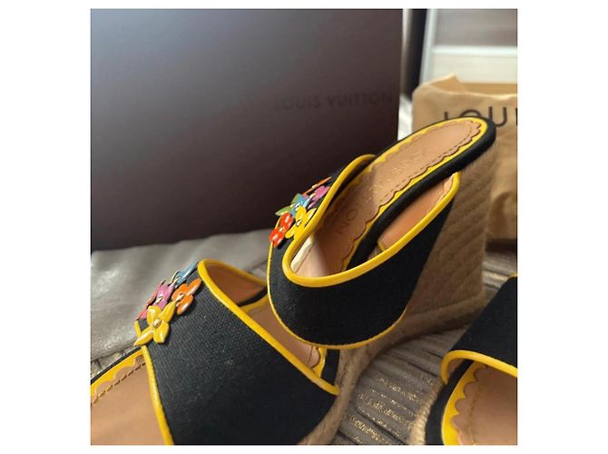 Sandali espadrillas con zeppa Louis Vuitton in tela nera con decorazioni floreali Nero Multicolore - vista 7