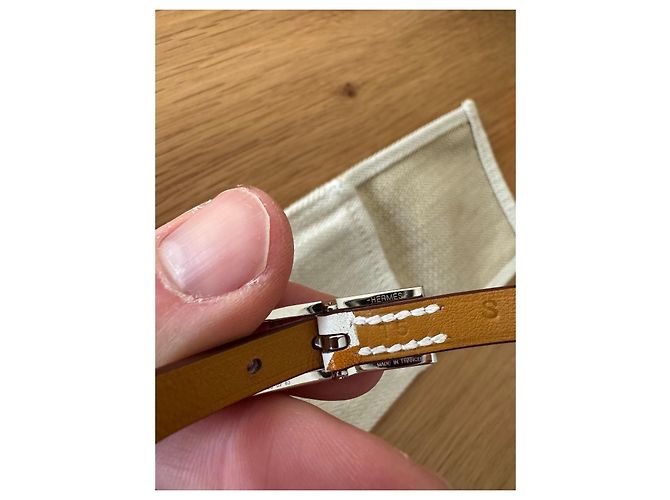 Hermès Be Happy leather bracelet size 5 Brown White Golden - view 3