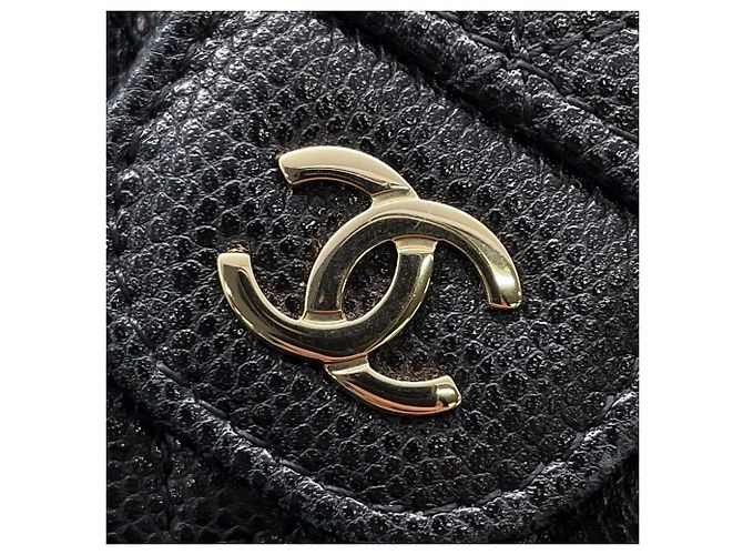 Chanel Matelassé Tri-Fold Wallet in Black Schwarz - Ansicht 12